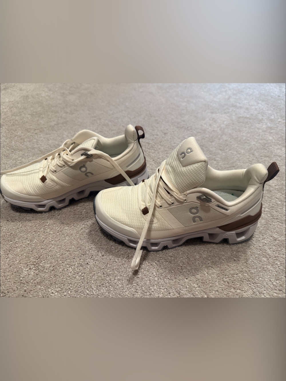 NWOT! On Cloud Cloudwander Waterproof Sneakers Size 6 - Picture 4 of 5